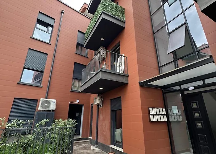 The Pearl Estate * Mjull-Bethore